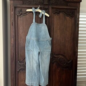 OVERALLS Beyond cute 🤍 NWT